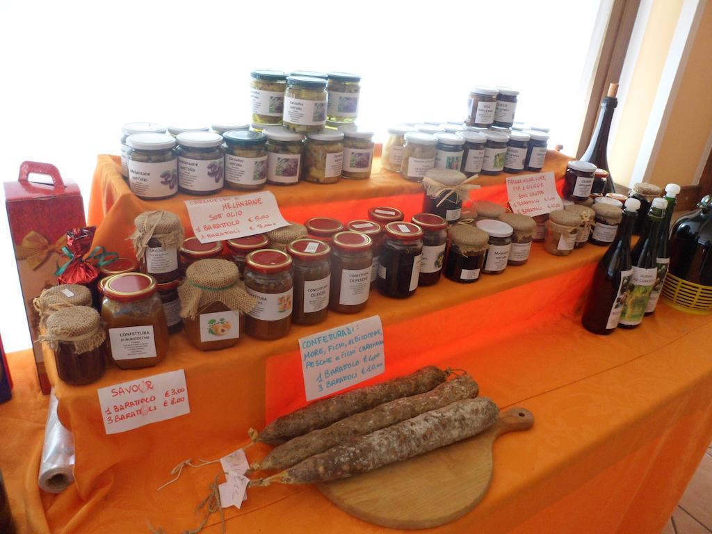 Agriturismo La Quiete 론코프레도 외부 사진
